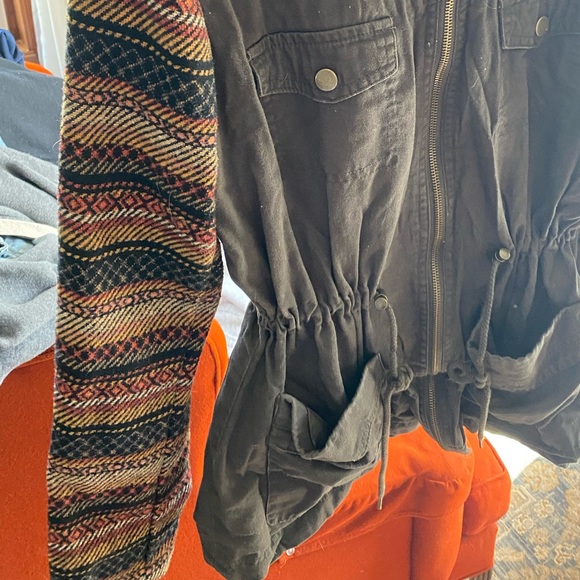 Fall jacket - Picture 2 of 3